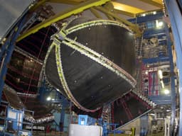 Тайна массы раскрыта: учёные объяснили, откуда берётся 98% массы во Вселенной. И это не бозон Хиггса