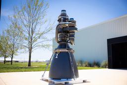 Раньше такого не было: новейший двигатель SpaceX Raptor для следующего поколения Starship взорвался прямо в момент запуска