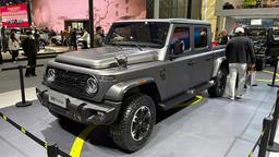 Китайский УАЗик получил новый кузов: представлен BAW 212 Explorer 01