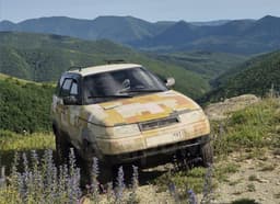 Редкую Lada Tarzan 2 продают за 650 тыс. рублей — это гибрид ВАЗ-2111 и «Нивы» с полным приводом, рамой и японской коробкой передач Aisin