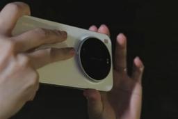Первая в мире 200-мегапиксельная камера Leica, ещё три камеры по 50 Мп, огромный аккумулятор и плоский экран вместо изогнутого. Фотофлагман Xiaomi 17 Ultra впервые показали вживую