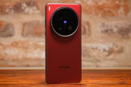 Стало известно, насколько большой аккумулятор получит суперфлагман Vivo X300 Ultra