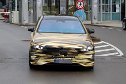 Mercedes-Benz S-Class нового поколения обрастает деталями