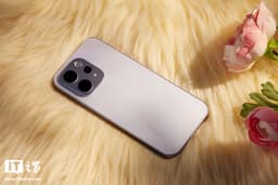 6500 мАч, 90 Вт, IP69, 50-мегапиксельная перископная камера и Snapdragon 8s Gen 3. Vivo S50 показали на живых фото за неделю до премьеры
