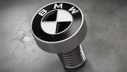 Отремонтировать BMW может стать гораздо сложнее: компания запатентовала специальные винты, которые невозможно открутить стандартными инструментами