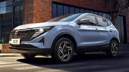 Новый Nissan Qashqai подешевел в России: заказы на новые машины принимаются от 1,7 млн рублей (на 300 тыс. рублей дешевле, чем в октябре)