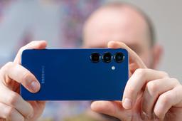 Samsung Galaxy S26 не получит ни одной новой камеры — новому флагману достанутся камеры от Galaxy S25