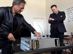 «Никто не хотел его покупать, кроме Илона». Глава Nvidia рассказал, как рынок изначально встретил суперкомпьютер DGX-1, и как из этого вырос мир ИИ