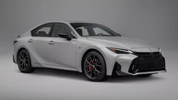 Lexus IS 2026 представлен в США: плюс 5000 долларов, минус 4- и 8-цилиндровый моторы