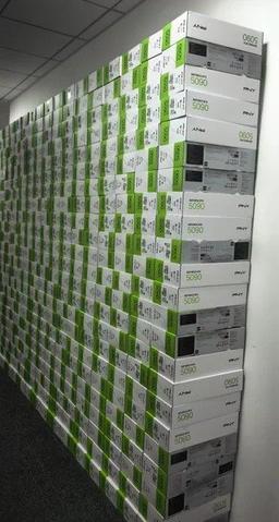 Фото дня: сотни или, возможно, даже тысячи коробок GeForce RTX 5090, которые контрабандой завозят в Китай