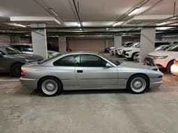 Редкий BMW 8 серии, да ещё и почти без пробега. В России продают BMW 850i
