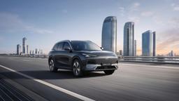 Первый Geely для России с ресурсом 1 млн км и гарантией до 8 лет или 150 000 км поступил в продажу. Кроссовер Geely EX5 изначально можно купить со скидками