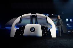 BMW представила систему Panoramic Vision на CES 2025: вся информация на лобовом стекле