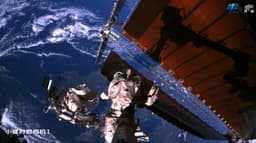 Семь часов в открытом космосе: тайконавты укрепили защиту космической станции «Тяньгун» от космического мусора