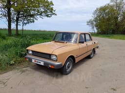 «Таких авто в России нет». В продаже появился редкий «Москвич-2140» в идеальном состоянии