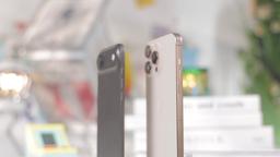 Появилось первое сравнение iPhone 16 Pro Max с макетом iPhone 17 Air