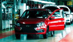 Обновленная Lada Granta уже на конвейере — у машины новый яркий цвет