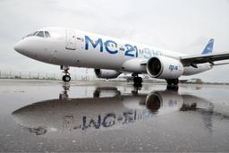 «Ростех»: SSJ New будет лучше предшественника, но флагманом, который должен выиграть конкуренцию с Boeing и Airbus, считают МС-21