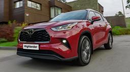 В России отзовут более 2 тысяч кроссоверов Toyota из-за дефекта сиденья