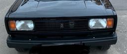 Даже сегодня есть выбор: новые Lada Granta или ВАЗ-2105. Популярный седан без пробега продают в состоянии «с завода»