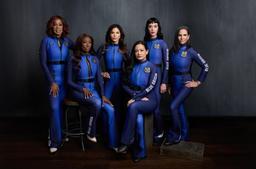 Blue Origin отправила Кэти Перри и пятерых женщин в космический полёт на New Shepard