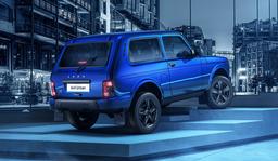 «Нива» заиграет новыми красками: АвтоВАЗ выпустил партию Lada Niva Legend в тёмно-синем металлизированном цвете «Капитан»