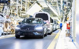 Кризис европейского автопрома: в Volvo пройдут массовые сокращения