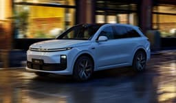 Поставки премиум-кроссовера Lixiang (Li Auto) L6 превысили 240 тыс. штук, в России Li Auto L6 сильно подешевел в сравнении с 2024 годом