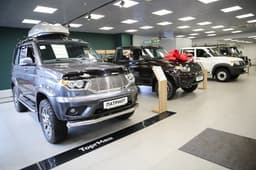 УАЗ постоянно модернизирует производство, но продажи падают: спрос на «Патриот» просел на 40%, на «Буханку» — на 34%