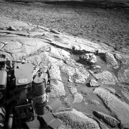 Марсоход Curiosity преодолел «Чёртовы Врата» и открыл неизведанный каньон на Марсе