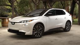 Электромобиль Subaru Solterra прокачали по всем фронтам: обновлённый дизайн, больше мощности, быстрее зарядка и порт Tesla Supercharger