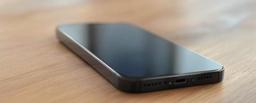 iPhone 16 — теперь от 50 тыс. рублей. Смартфон из новейшей линейки Apple подешевел в России до уровня Android-середнячков