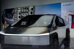 Представлен самый дешёвый Tesla Cybertruck