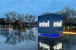 TSMC поможет Intel управлять её собственными заводами? Компании обсуждают создание совместного предприятия