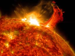 Крупнейшая геомагнитная буря за 20 лет: NASA изучила прошлогодний шторм Ганнон и его последствия