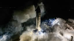Космический разворот: США ставят на Марс и SpaceX, жертвуя Луной и наукой»