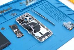 Зачем платить больше, если можно сильно сэкономить: на AliExpress можно купить все детали и собрать iPhone самостоятельно