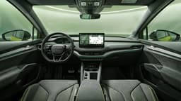 Представлен Skoda Enyaq RS 2025: новые адаптивные амортизаторы, матричные фары в базовой версии, больше динамики и запаса хода