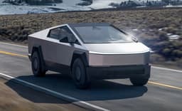 Бронированный пикап Илона Маска никому не нужен? Запасы нераспроданных Tesla Cybertruck превысили 10 000 машин, Tesla может приостановить производство этой модели 