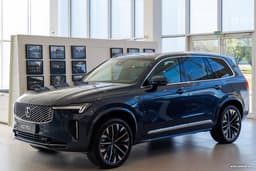 В Белоруссии перезапустили продажи Volvo: Volvo XC90 с 2,0-литровым мотором и гарантией 150 тыс. км — 135 тыс. евро (12,1 млн рублей)