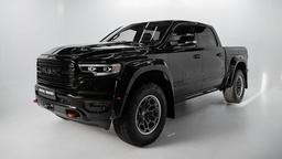 Проедет где угодно. Крутой американский внедорожник RAM 1500 доработали в России: 540 л.с. и дорожный просвет под 30 сантиметров