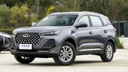 Современный кроссовер из проверенной линейки по цене Lada Granta: представлен Chery Tiggo 7 Excellence Edition за 74 900 юаней (830 тыс. рублей)