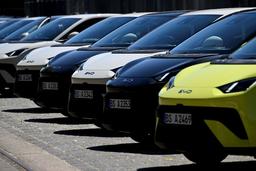 BYD произвёл фурор в Европе, выпустив современный автомобиль дешевле 20 000 евро. Это новая версия бестселлера BYD Dolphin Surf
