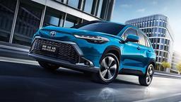 Toyota Frontlander сильно подешевел в России: машины в наличии — от 2,55 млн рублей (на 650 тыс. рублей дешевле, чем два месяца назад)