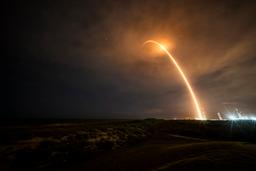 Может показаться, что SpaceX запускает ракеты очень часто, но компания уже отстаёт от графика