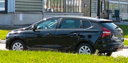 Первая по-настоящему большая партия Lada Iskra — это 50 машин, а собирать будут по три штуки в день