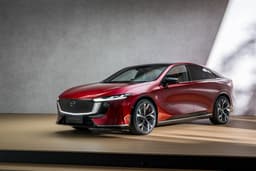 Новая Mazda6e: европейский дебют электромобиля с мощной батареей и задним приводом