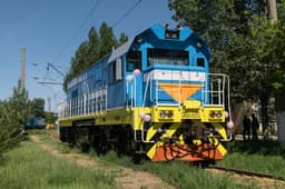 Казахстан получил 100 маневровых тепловозов из Китая