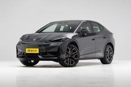 Полноприводный кроссовер Volkswagen ID. Unyx 2025 заметно подешевел в России: заказы принимаются от 3,69 млн рублей (на 500 тыс. рублей меньше, чем в мае)