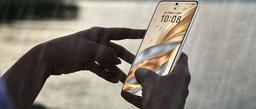 Новый тонкий Honor с большим аккумулятором перейдёт от ЖК-экрана к OLED-дисплею разрешением 1,5K